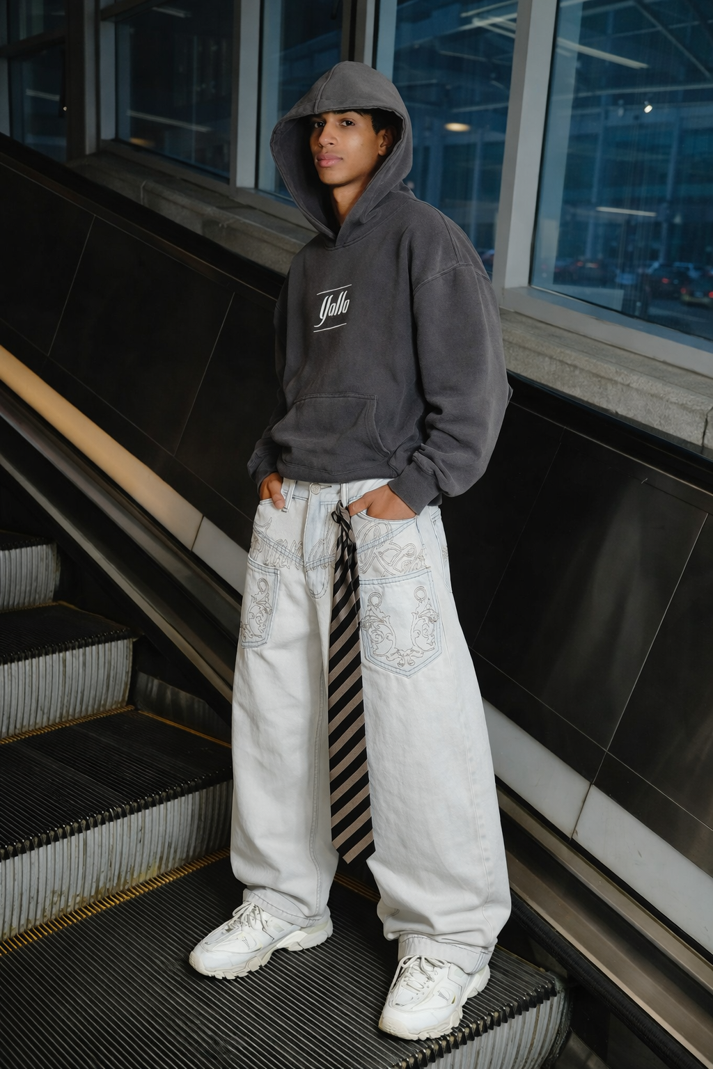 Yolla Washed Oversized Hoodie